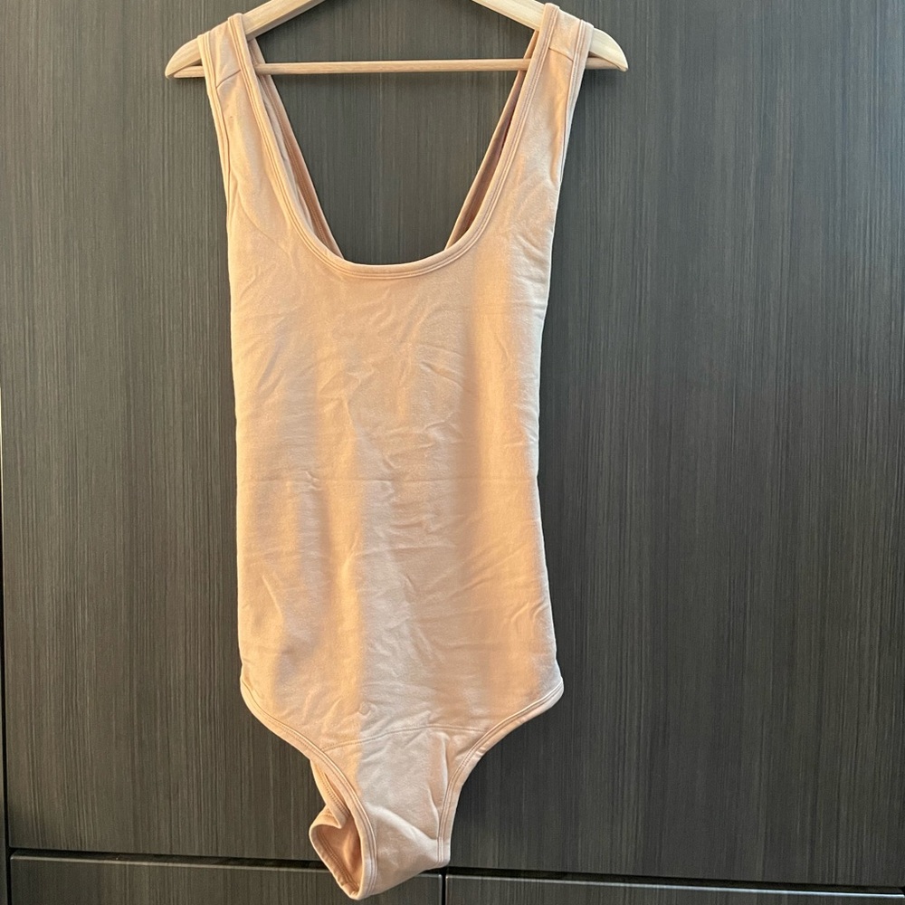 ARQ bodysuit NWT